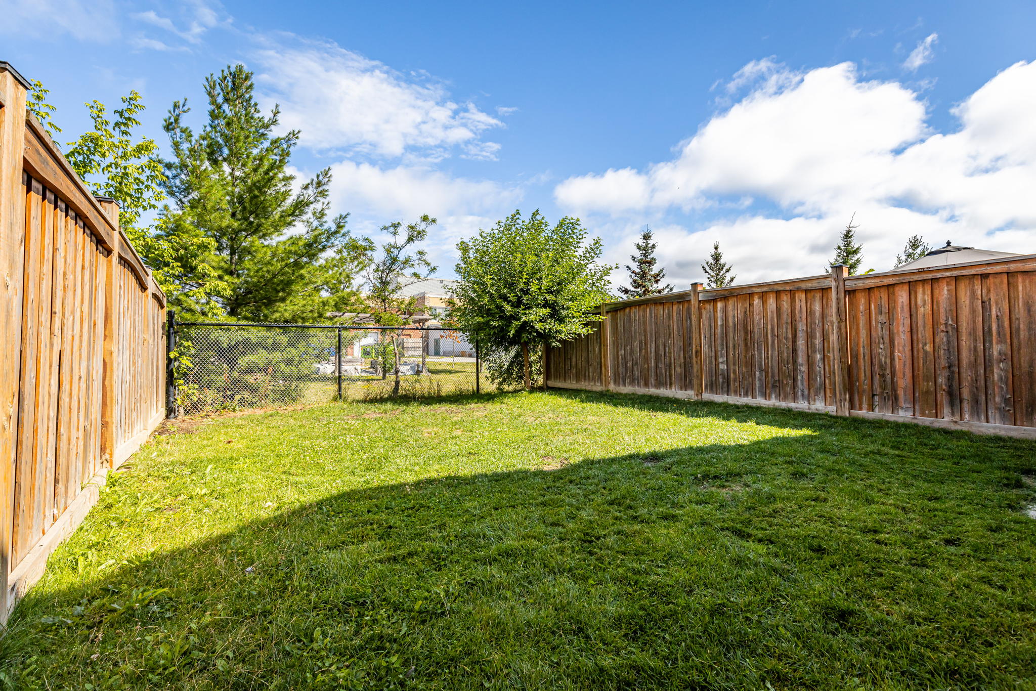 Vaughan property showcase — delivered property photograph 36