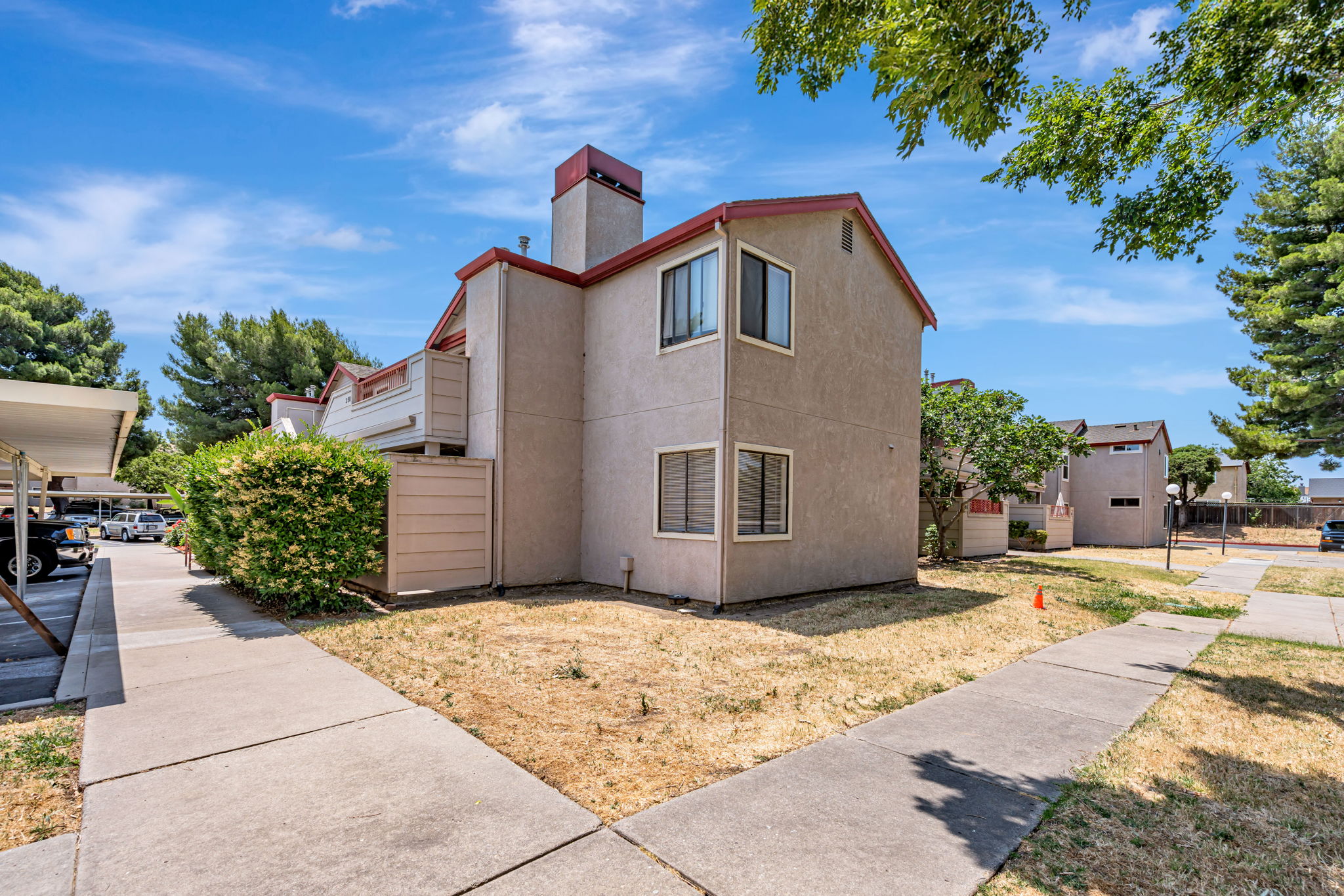 002_ 8 Lancaster Cir 130 