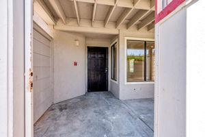005_ 8 Lancaster Cir 130 