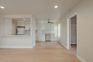 011_ 8 Lancaster Cir 130 
