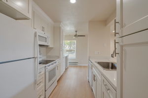 015_ 8 Lancaster Cir 130 