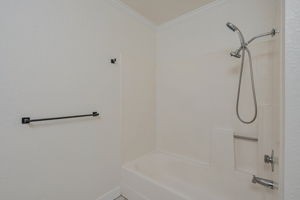 027_ 8 Lancaster Cir 130 