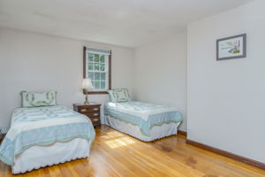 Bedroom2-2