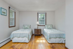 Bedroom2-4
