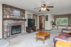FamilyRoom-1