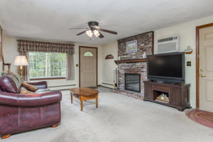 FamilyRoom-5