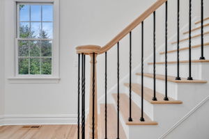 1EE-Entry Hall Stairs w New Baulsters & Handrail