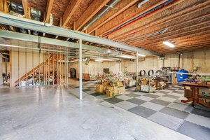  Photo 43