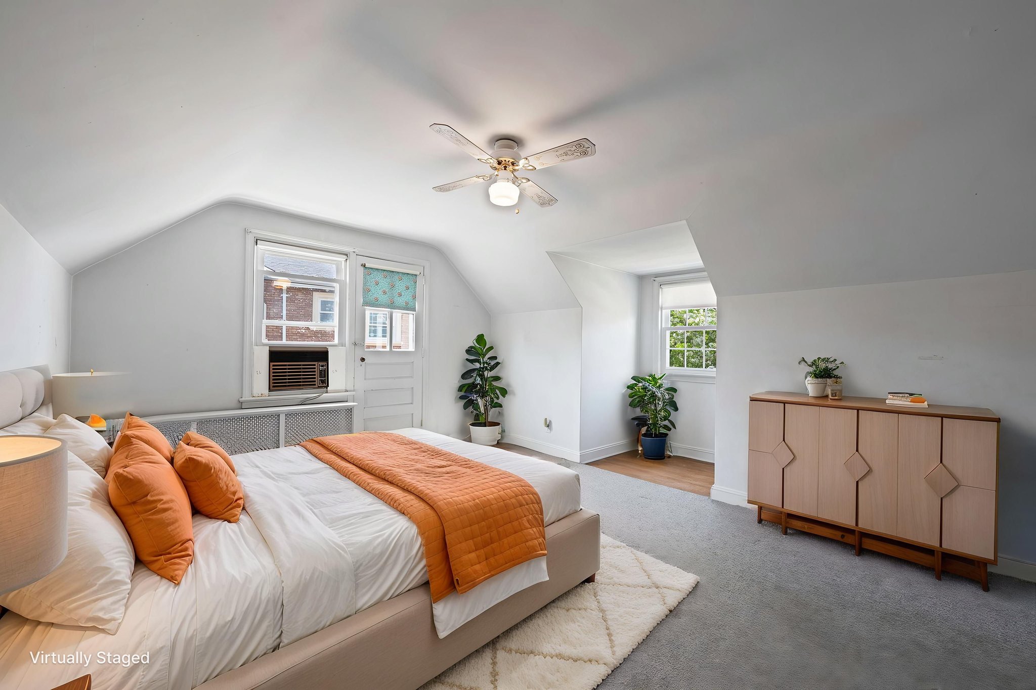 19146 Final 0017 virtually staged.jpeg