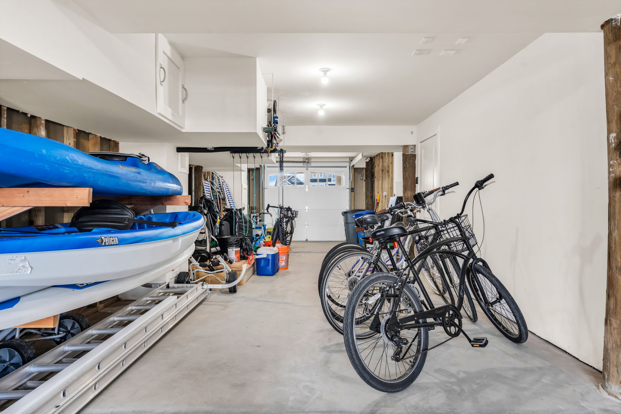  Photo 44
