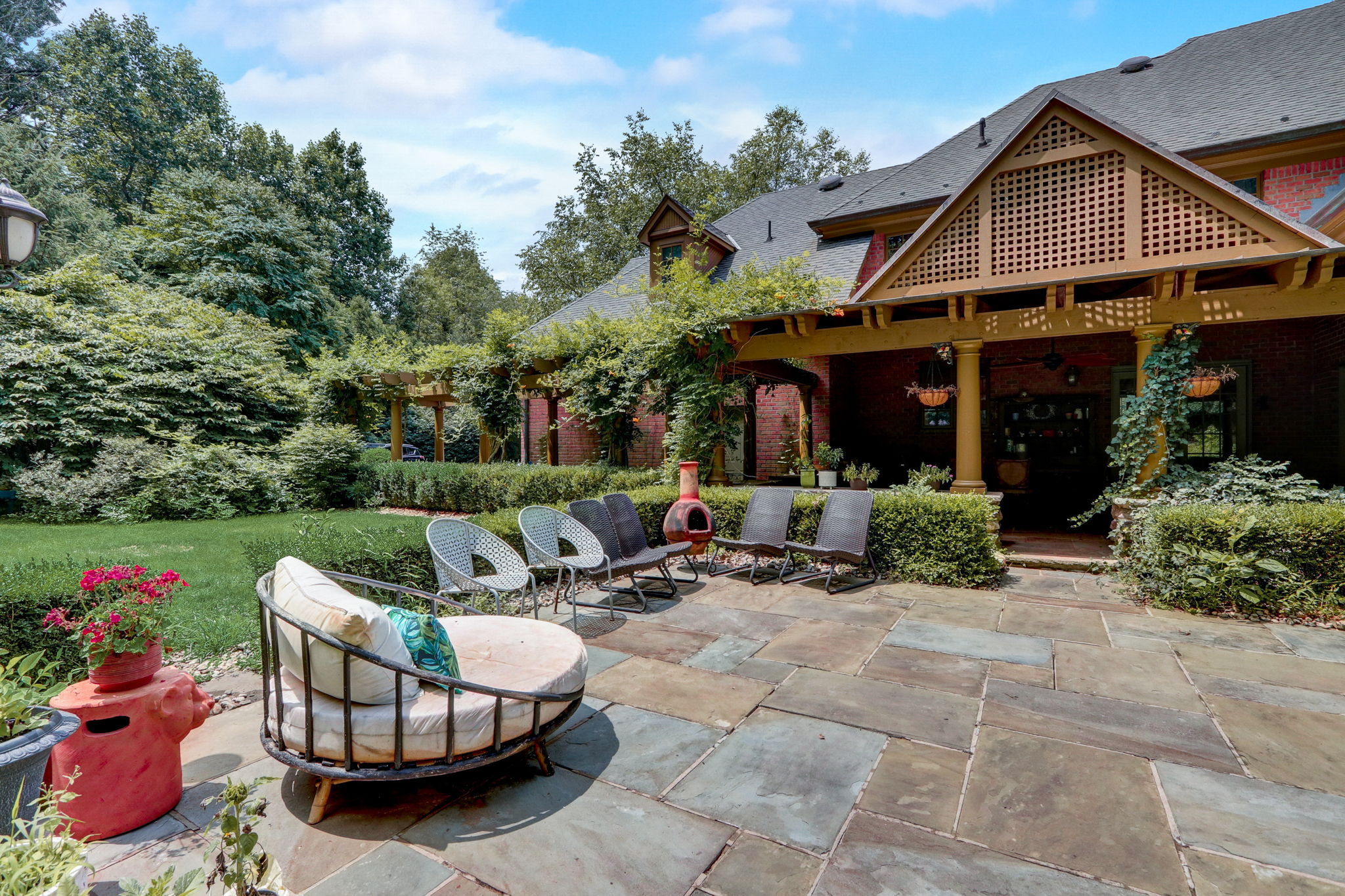 Mill Pond Rd - 098