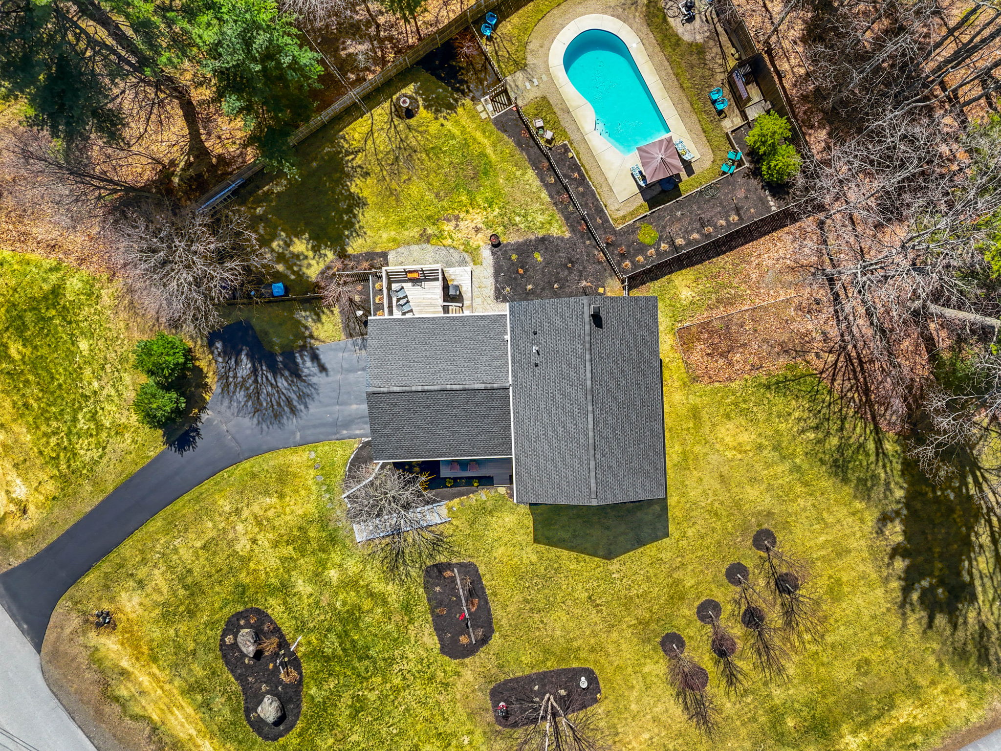 8 Muirfield Dr, Stratham, NH 03885, USA Photo 18