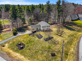 8 Muirfield Dr, Stratham, NH 03885, USA Photo 15