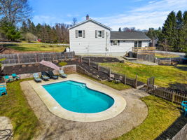 8 Muirfield Dr, Stratham, NH 03885, USA Photo 19