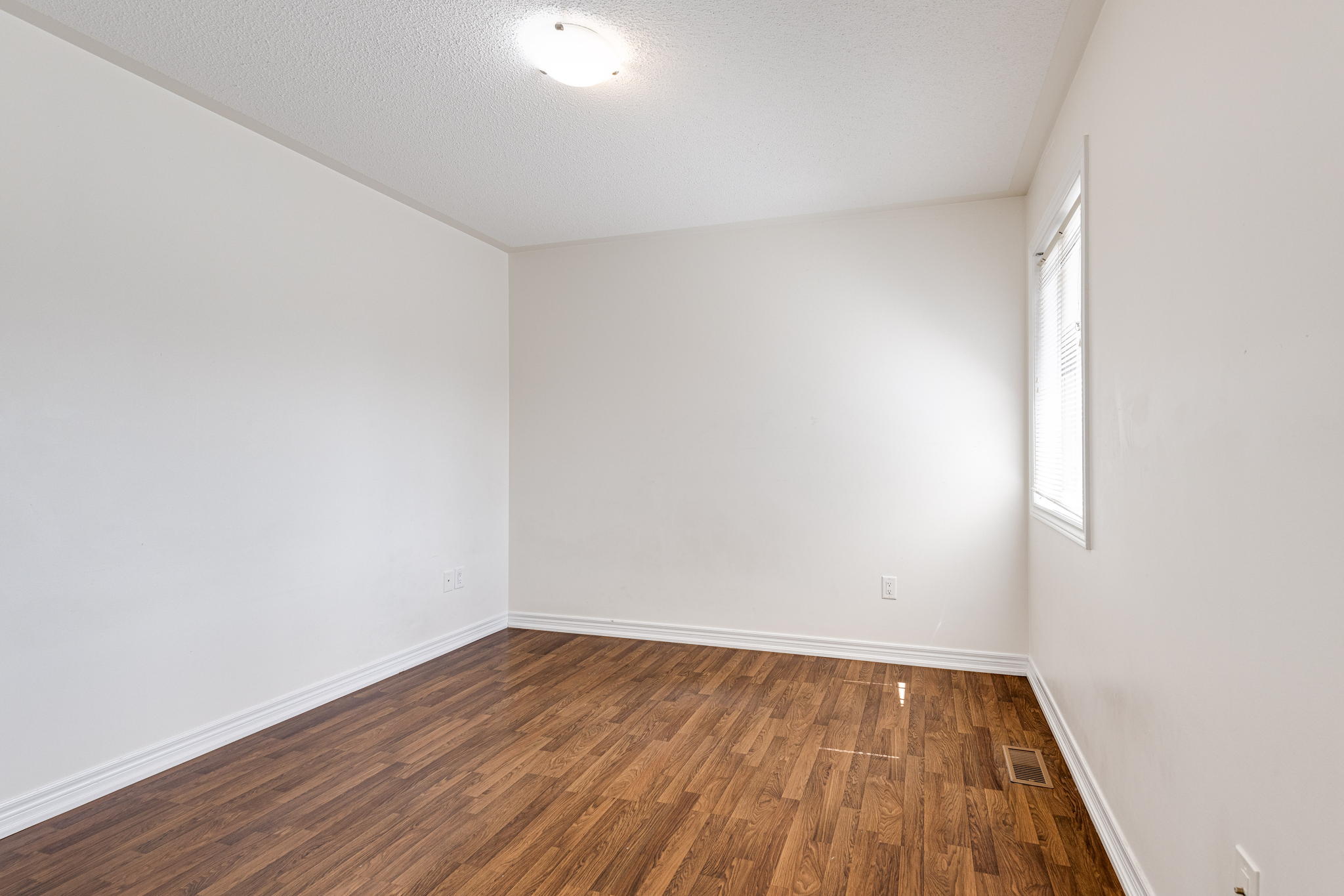Richmond Hill property showcase — delivered property photograph 22