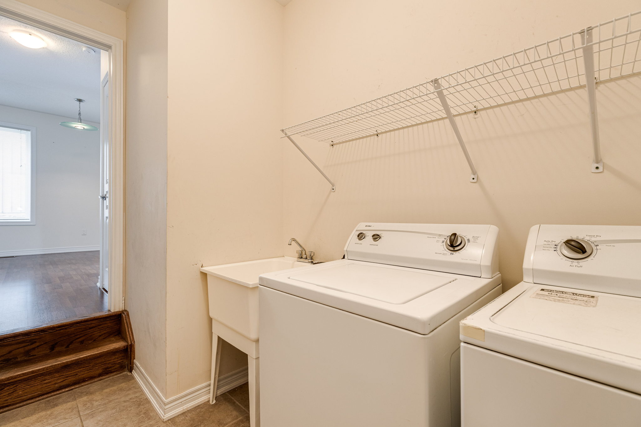 Richmond Hill property showcase — delivered property photograph 16