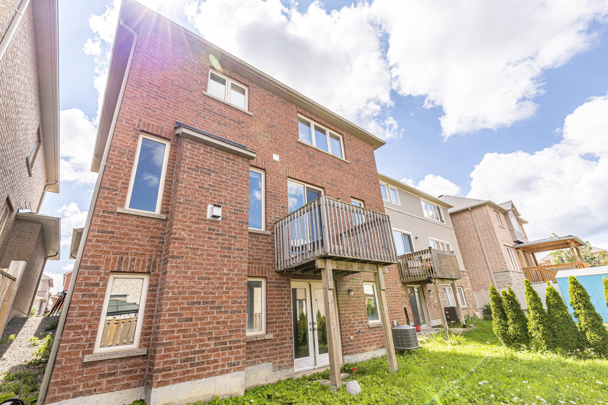Richmond Hill property showcase — delivered property photograph 44