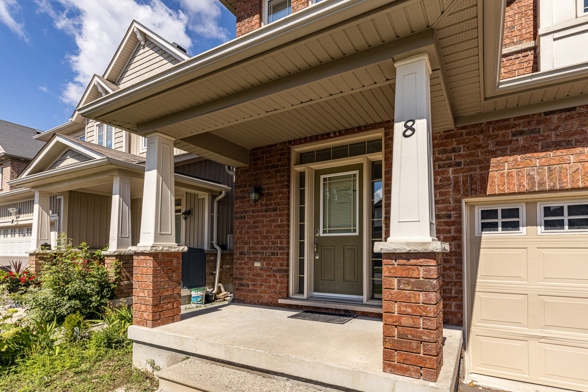 Richmond Hill property showcase — delivered property photograph 3