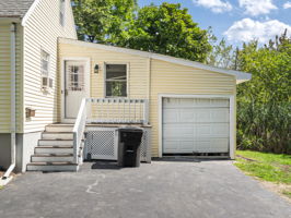 8 Pamela Rd, Saugus, MA 2