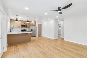S Francis St-S1108-005.jpg