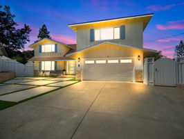  Photo 0