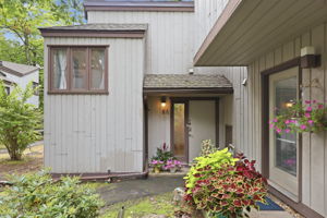  Photo 0
