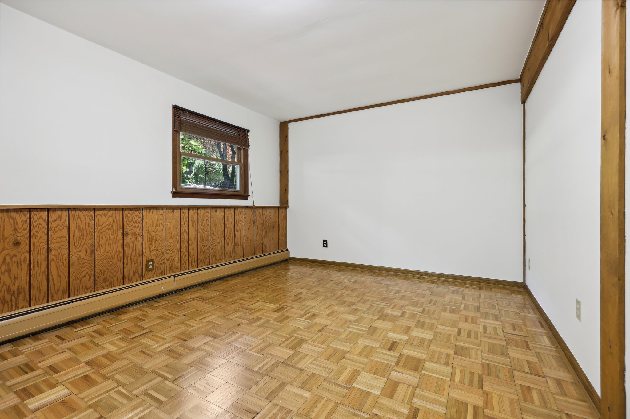 Tall Oaks Dr-025.jpg