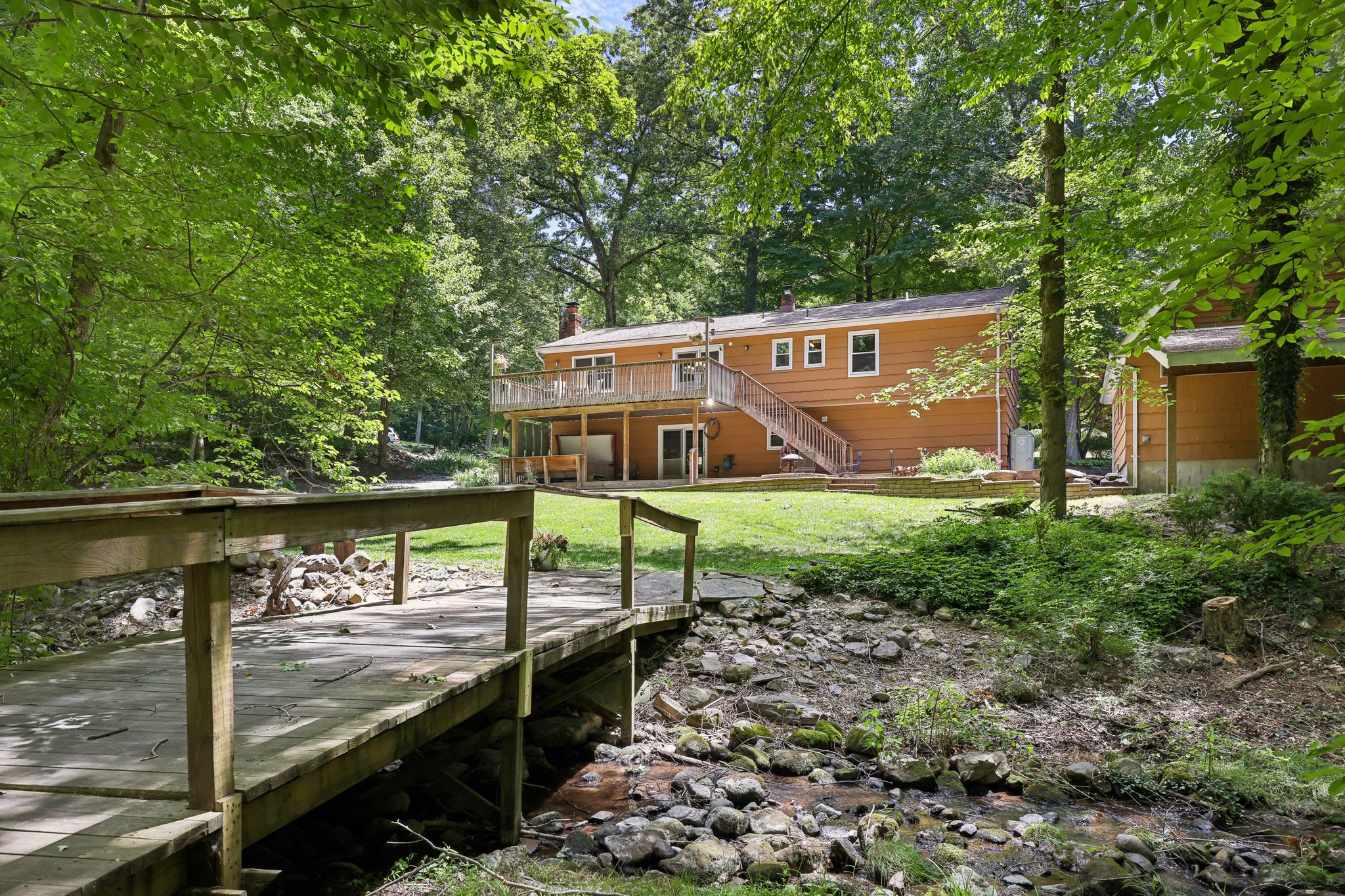 Tall Oaks Dr-051.jpg