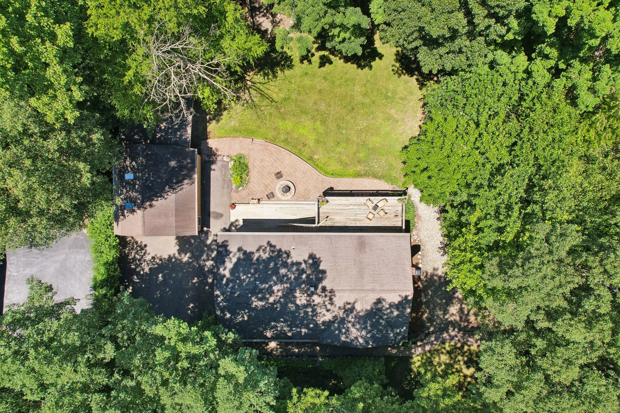 Tall Oaks Dr-056.jpg