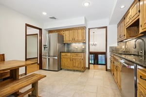 Tall Oaks Dr-013.jpg