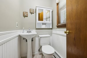 Tall Oaks Dr-022.jpg