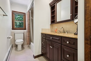 Tall Oaks Dr-031.jpg