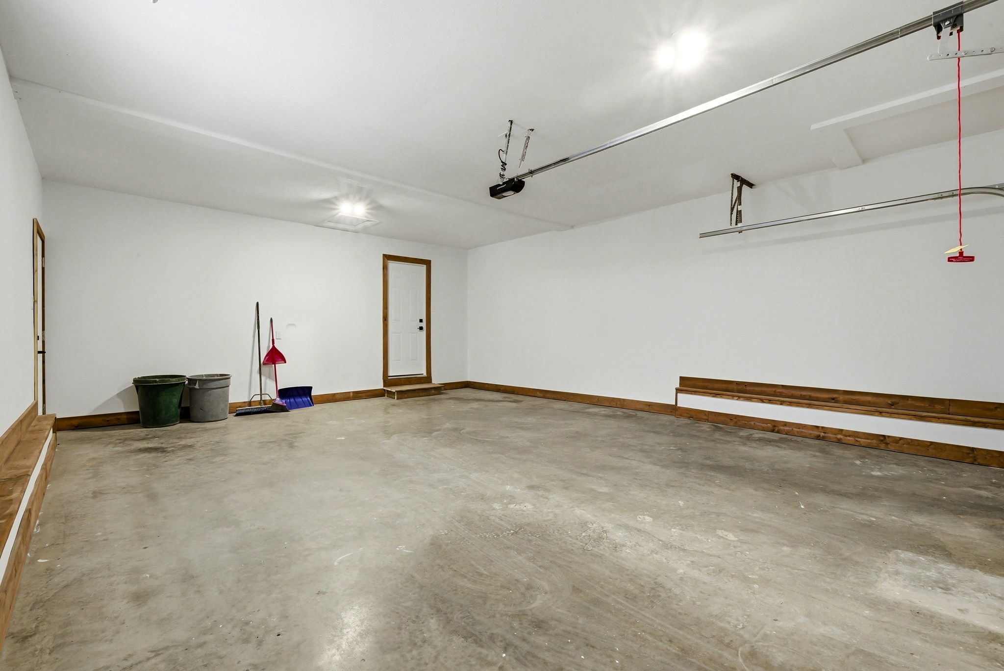  Photo 40