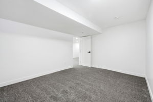 Photo 35