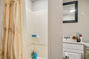 Tiffany Rd-S0909-022.jpg