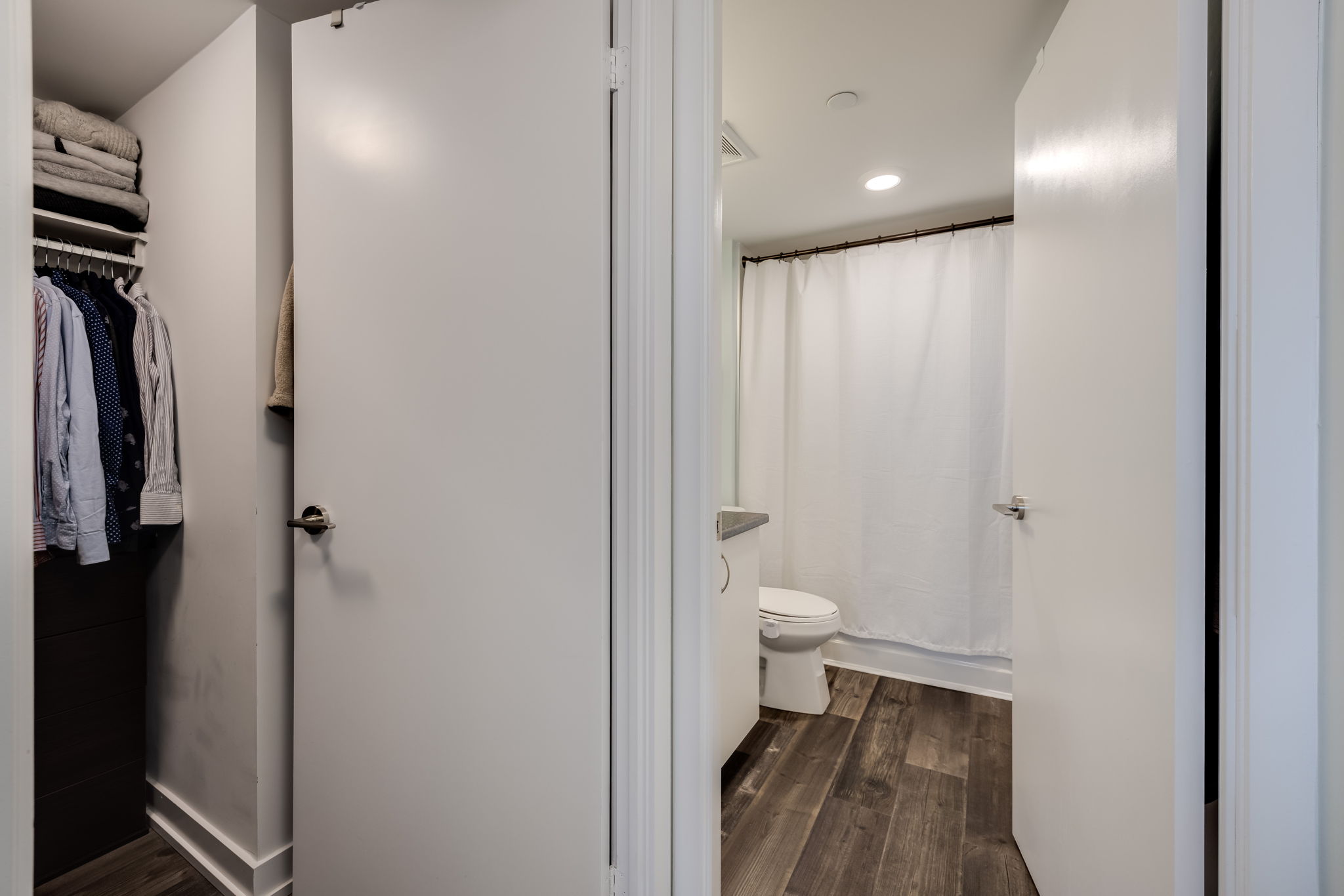 Toronto property showcase — delivered property photograph 19