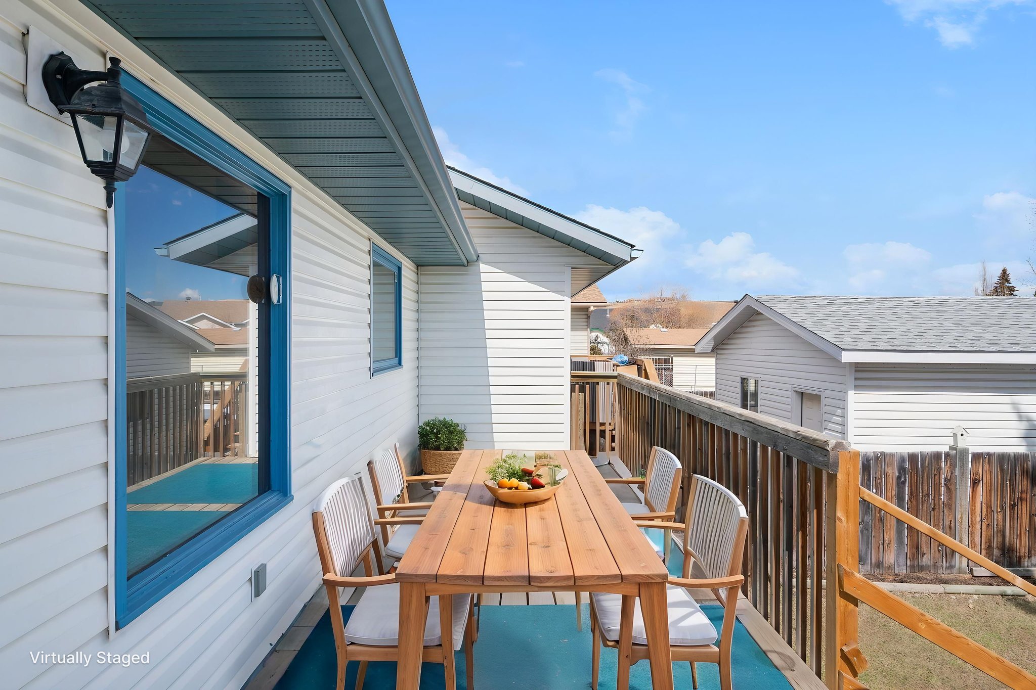 DSC08878 virtually staged.jpeg