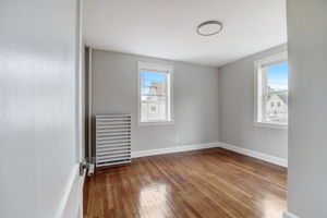 Walnut Street #7-019