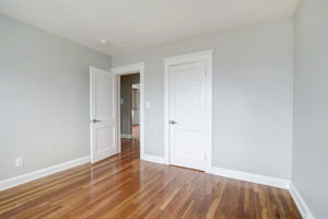 Walnut Street #7-017