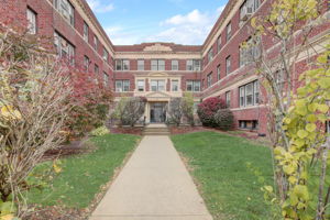 Walnut Street #7-003