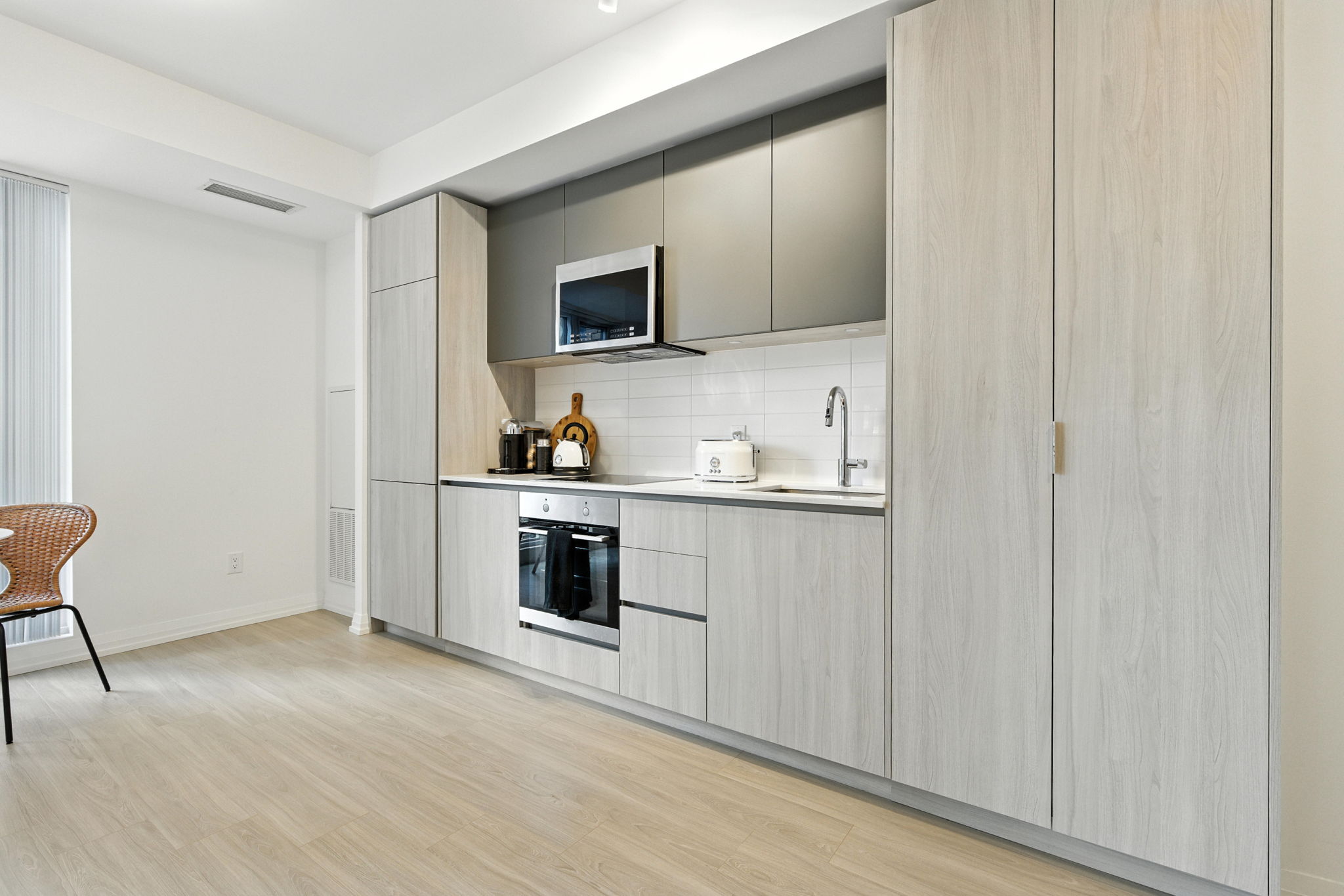 Toronto property showcase — delivered property photograph 8