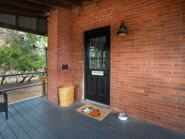  Photo 47