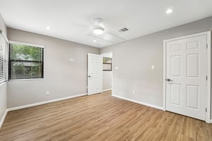 Cokeberry Ct-S0608-034.jpg