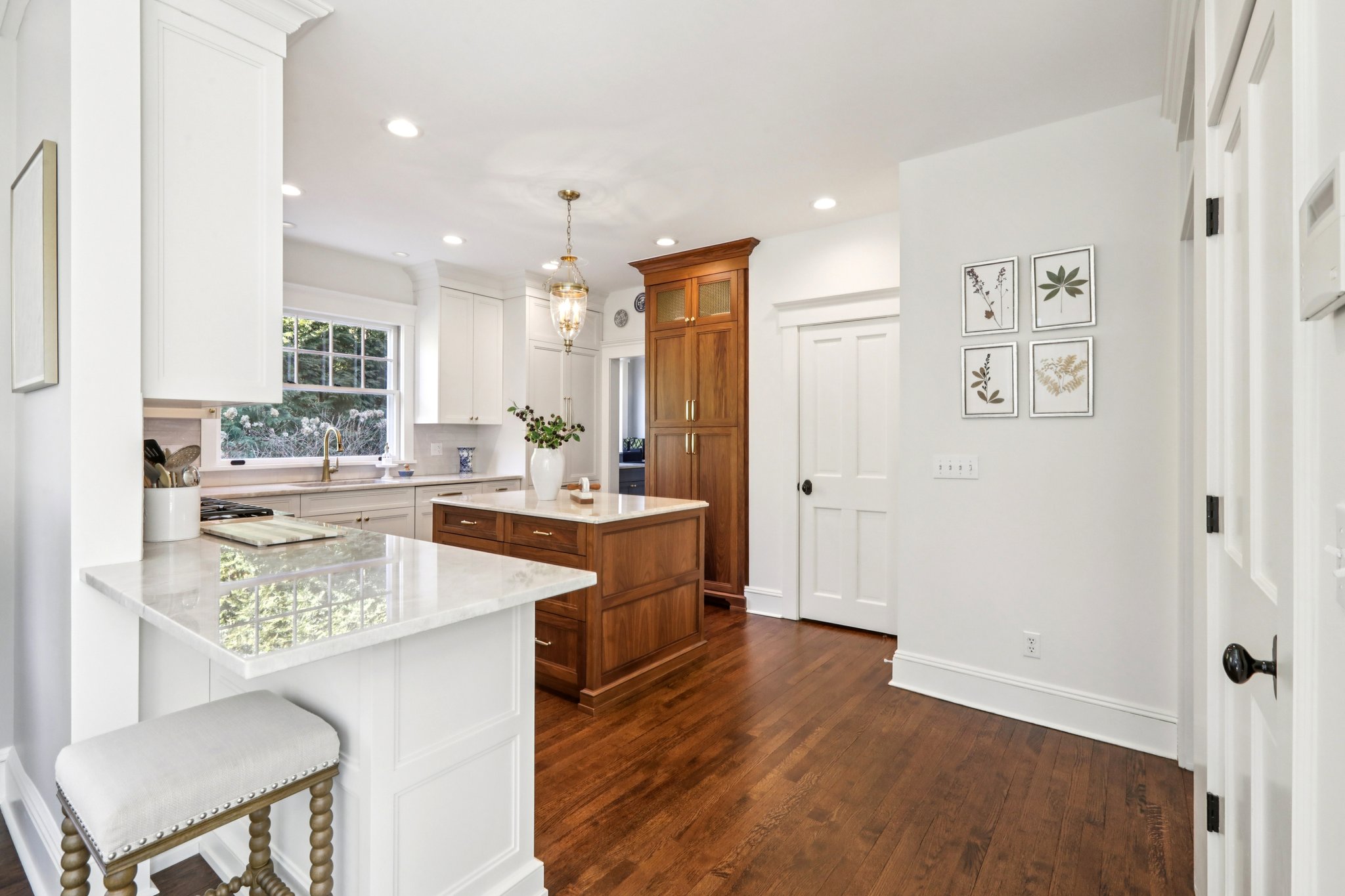 Crest Rd-S1003-043.jpg