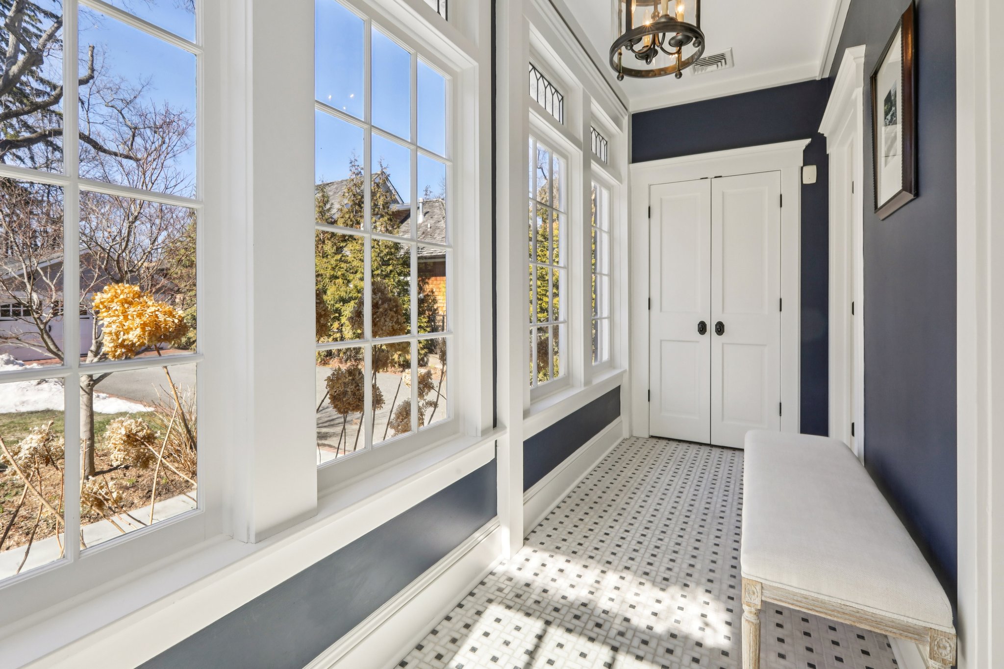 Crest Rd-S1003-056.jpg