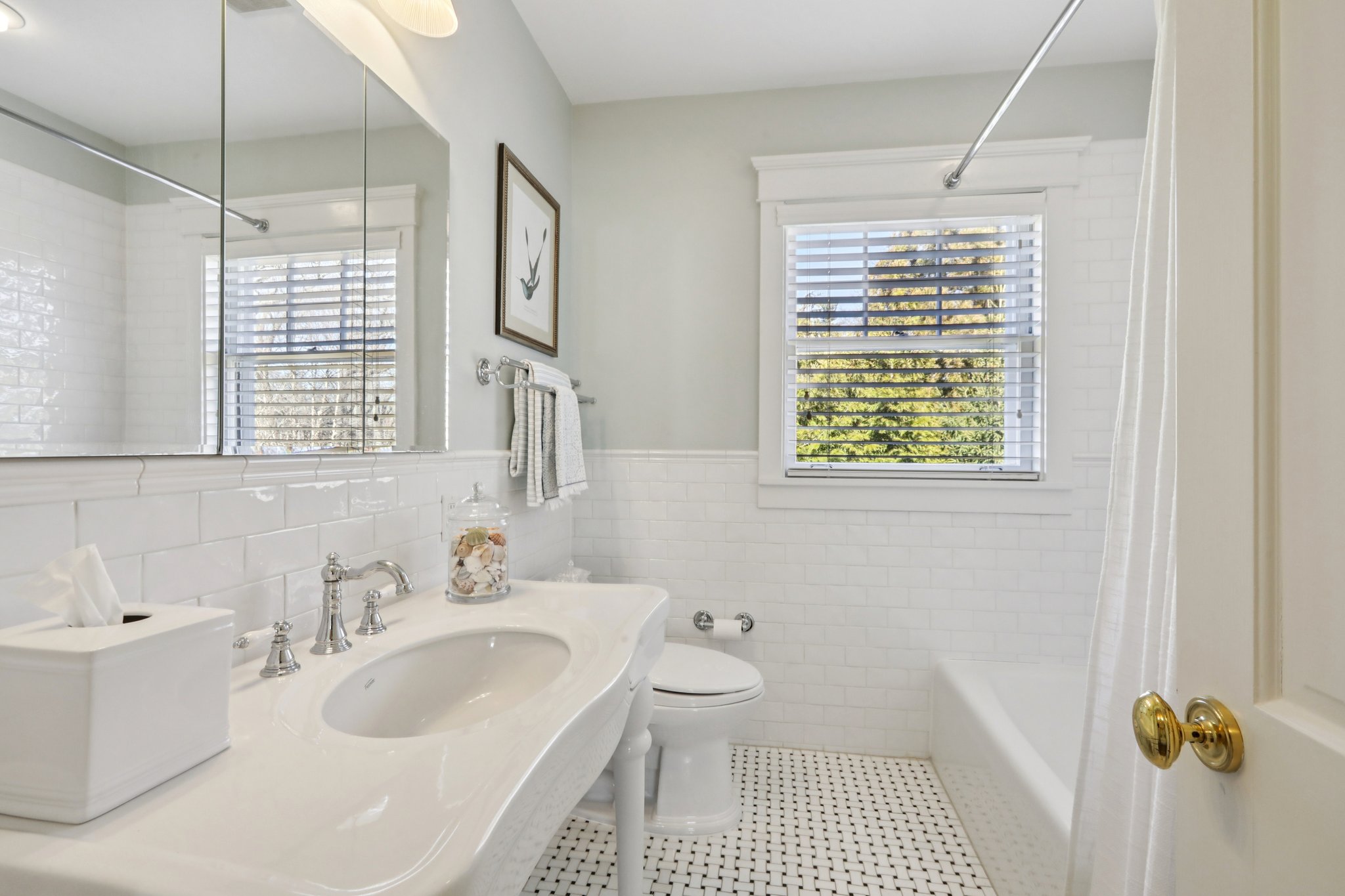 Crest Rd-S1003-069.jpg