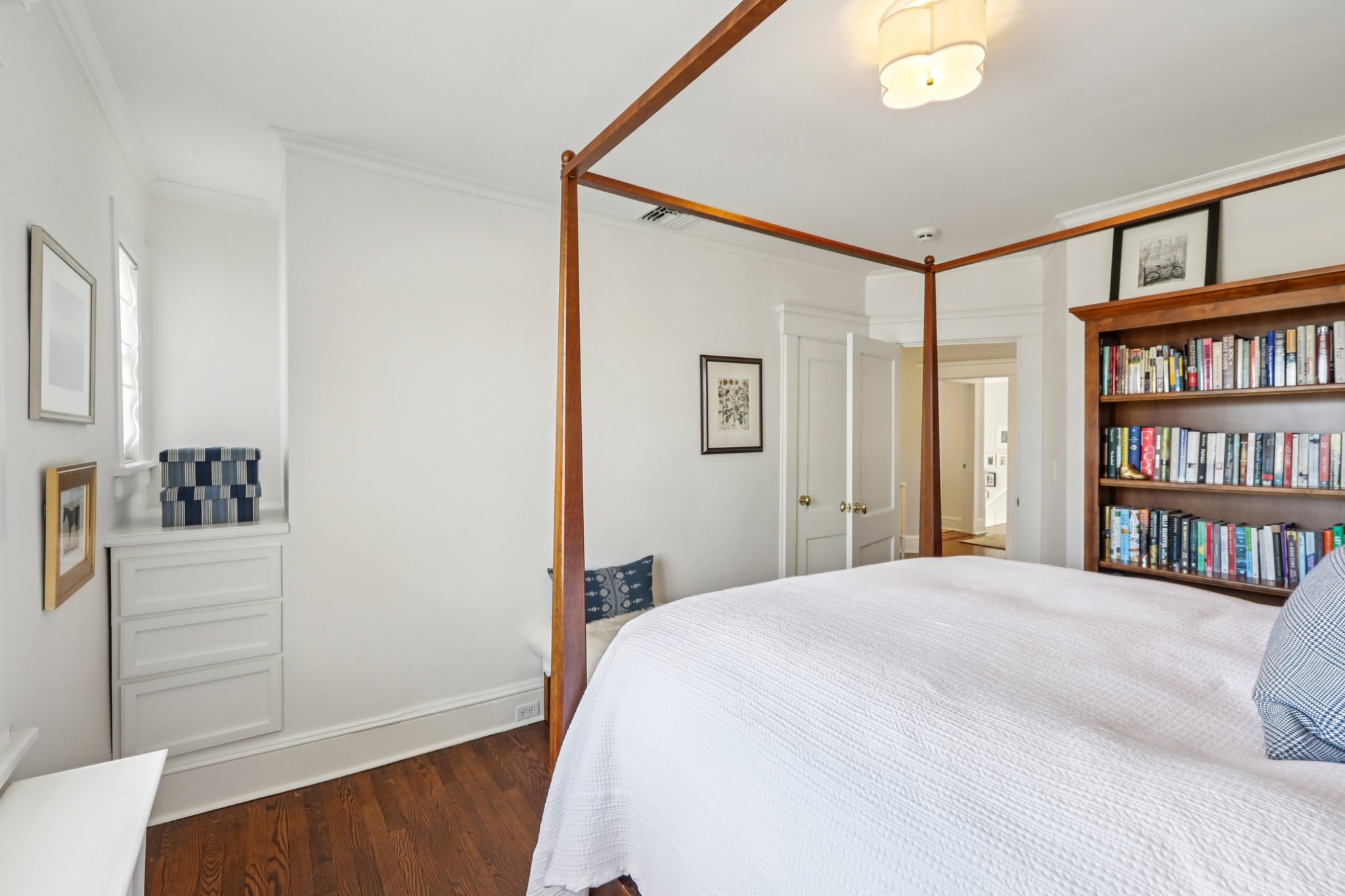 Crest Rd-S1003-072.jpg