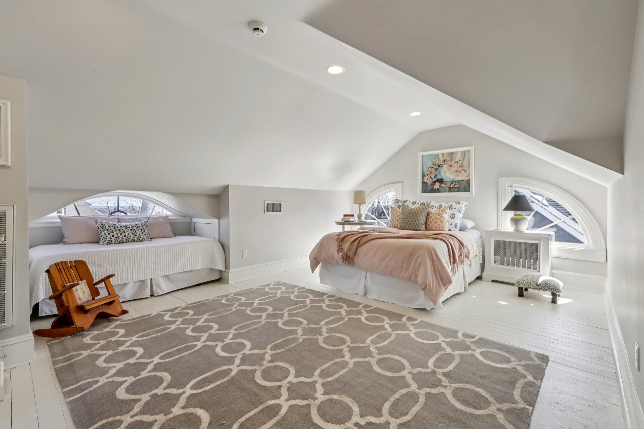 Crest Rd-S1003-090.jpg