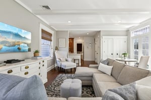 Crest Rd-S1003-016.jpg