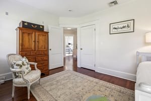 Crest Rd-S1003-068.jpg